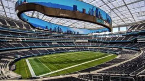 森林狼主场完胜太阳，赛季对决全胜锁定西部第八席位。